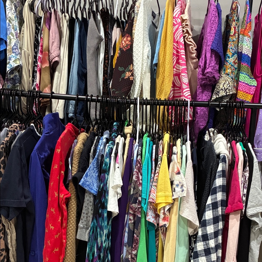 $6.00 Clear The Rack Colorful Assorted Clothing Collection LIVE SHOW